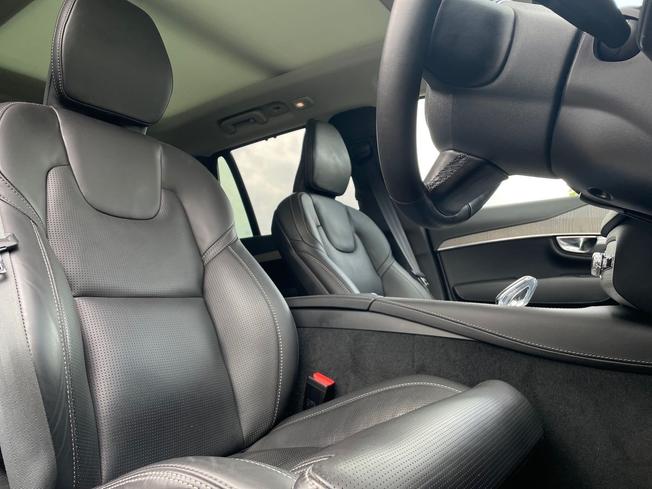 VOLVO XC90 Photo 49