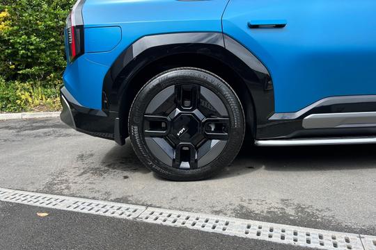 Kia EV9 Photo autoimg-3cd8390535daeb95d2ae8df69713ad80b7f6c4ea.jpg