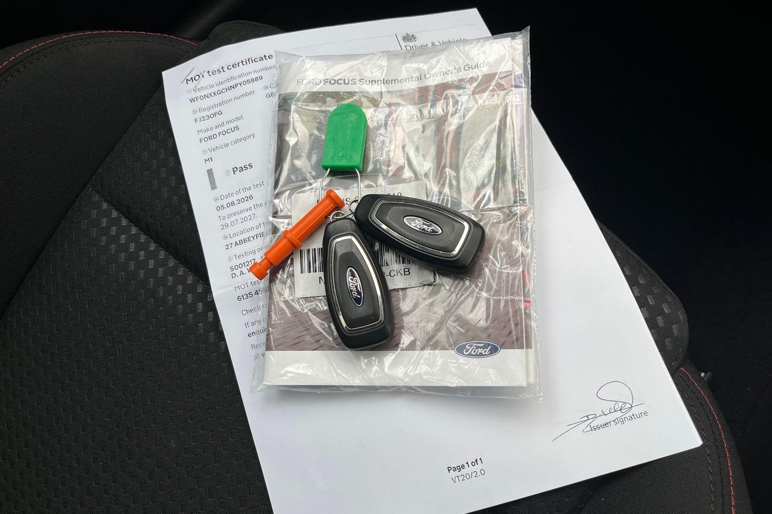 Ford FOCUS Photo 21