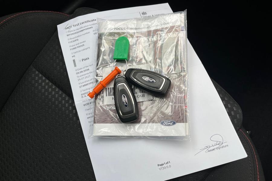 Ford FOCUS Photo autoimg-3cd8510a9d16bdb198212c035045b4060138ef4a.jpg