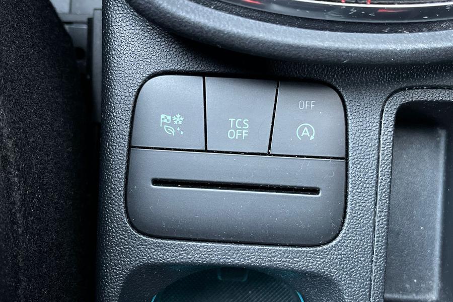 Ford PUMA Photo autoimg-3cd9cd9228edba66d7bafd4978bafb3eb6dedb68.jpg