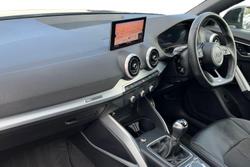 Audi Q2 Photo 2