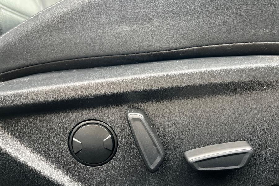 Ford FOCUS Photo autoimg-3ce3b5aa585ecb8ae71e8391f8bf3a59eac5b657.jpg