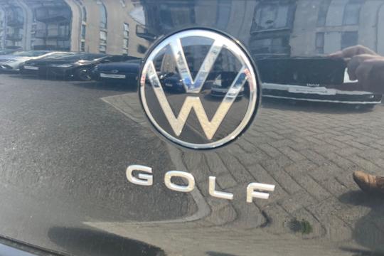 Volkswagen Golf Photo autoimg-3ceabad9e166712decf90e4e96ae9f2bc51e73f1.jpg