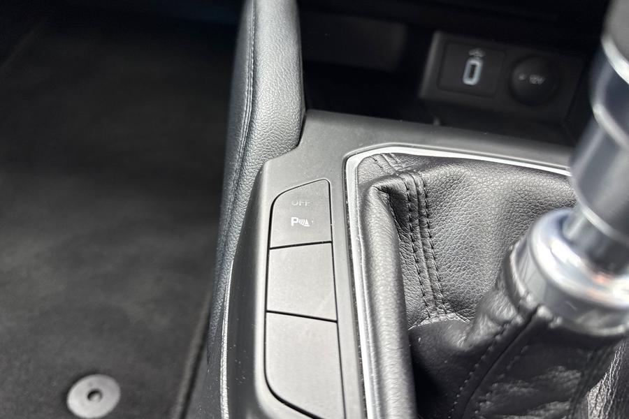 Ford FOCUS Photo autoimg-3ceb87c907f242d65535ef0f82caa446907bc114.jpg