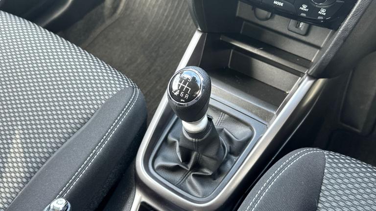 Used Suzuki Vitara YK72MZN 13