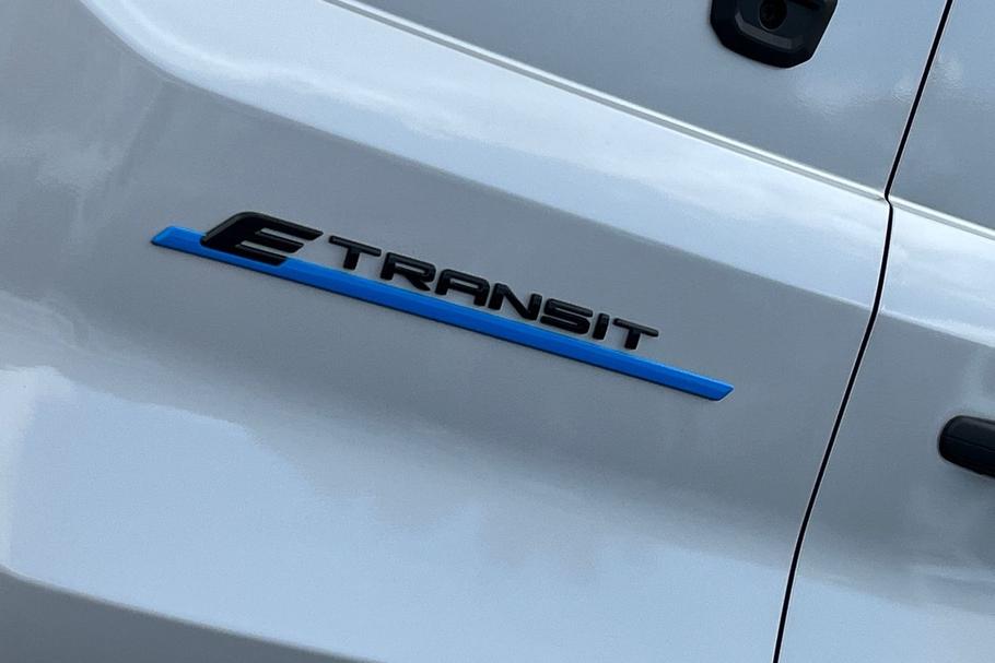 Used Ford E-TRANSIT YP75HDZ 20