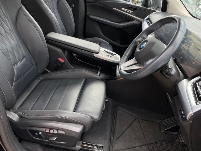 BMW 2 Series Active Tourer Photo 29