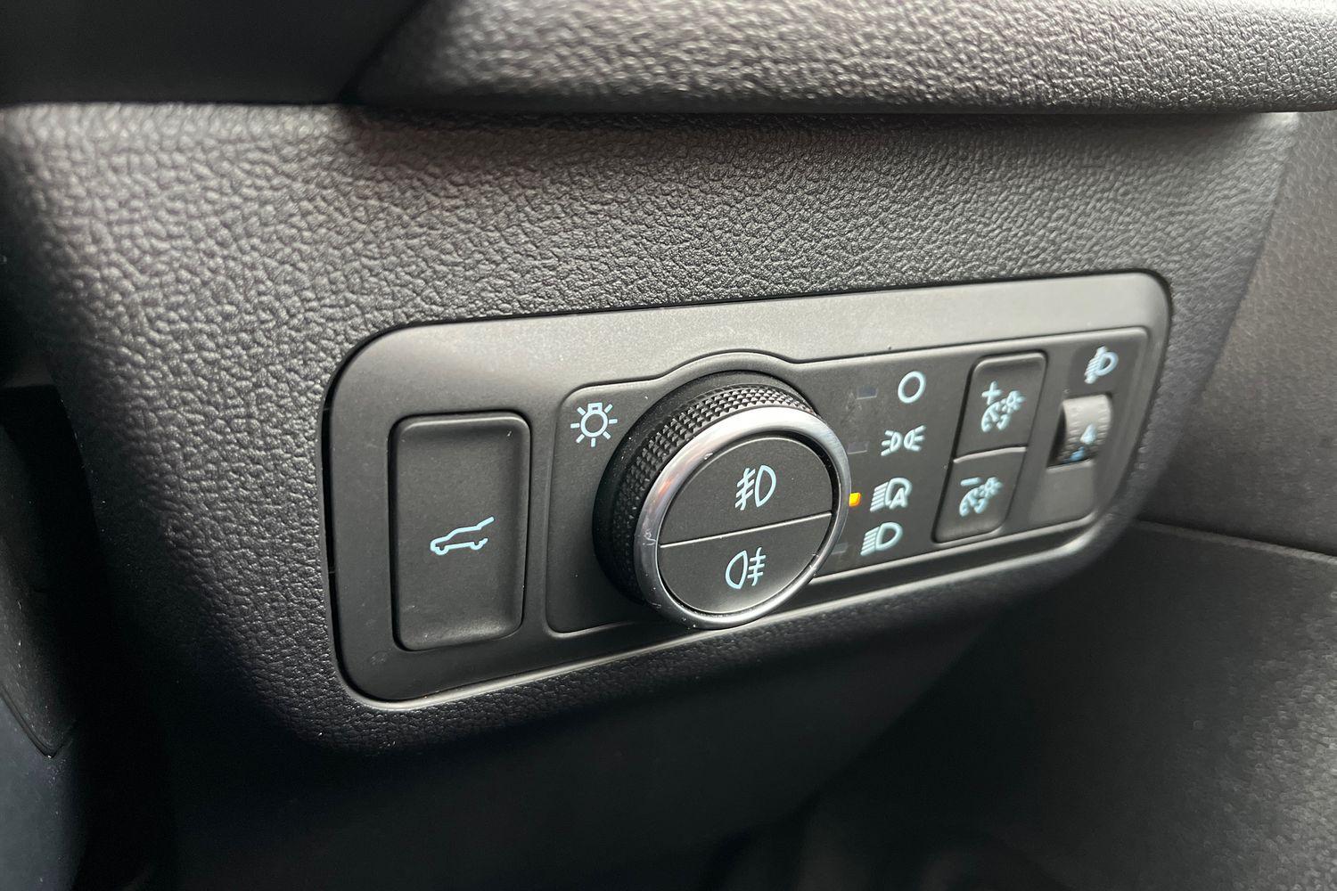 Ford Kuga Photo 32