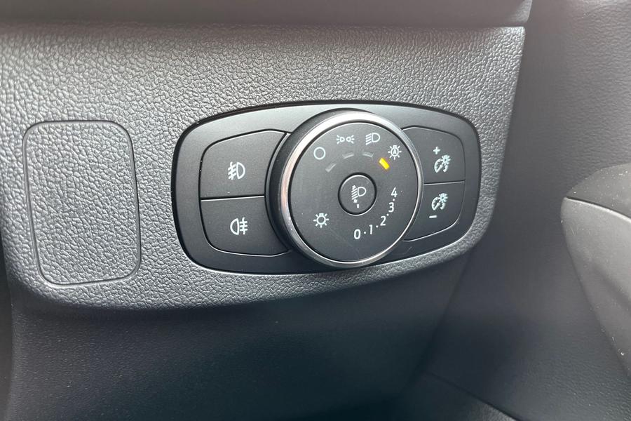 Ford FOCUS Photo autoimg-3d00122da2e9cecf456ccd5610a34242c4908ce3.jpg
