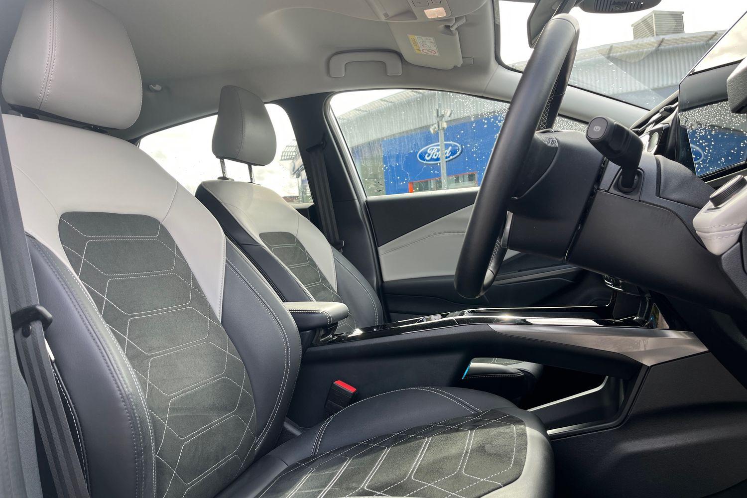 Ford Puma Photo 16