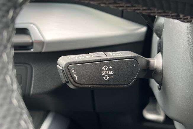 AUDI Q2 Photo 34