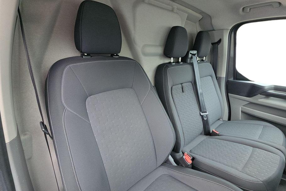 Used FORD TRANSIT CUSTOM WN24LAA 11