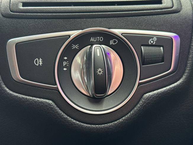 MERCEDES-BENZ GLC Photo 60