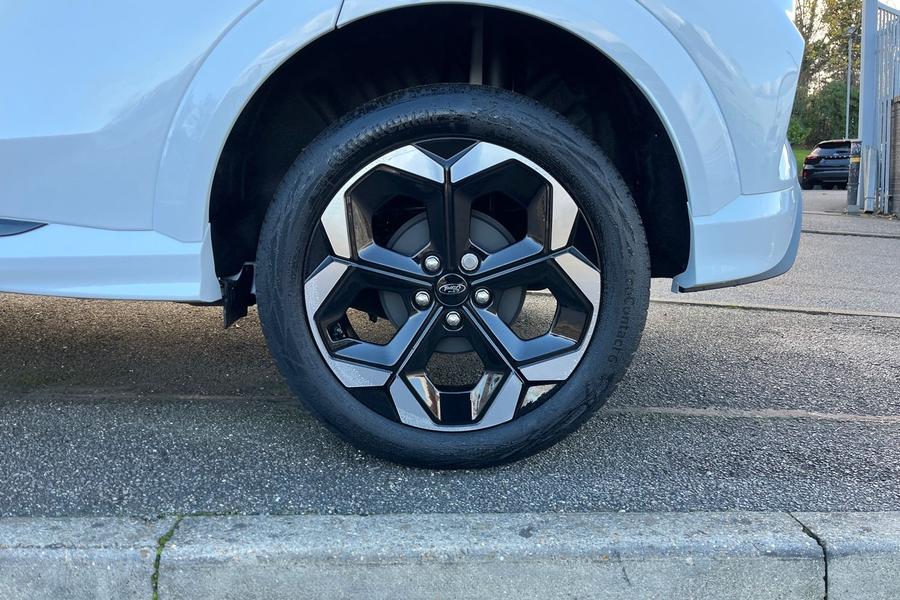 Ford Puma Photo autoimg-3d0c7bc255d7c7a19f1c088f8591f9e77fbe24f6.jpg