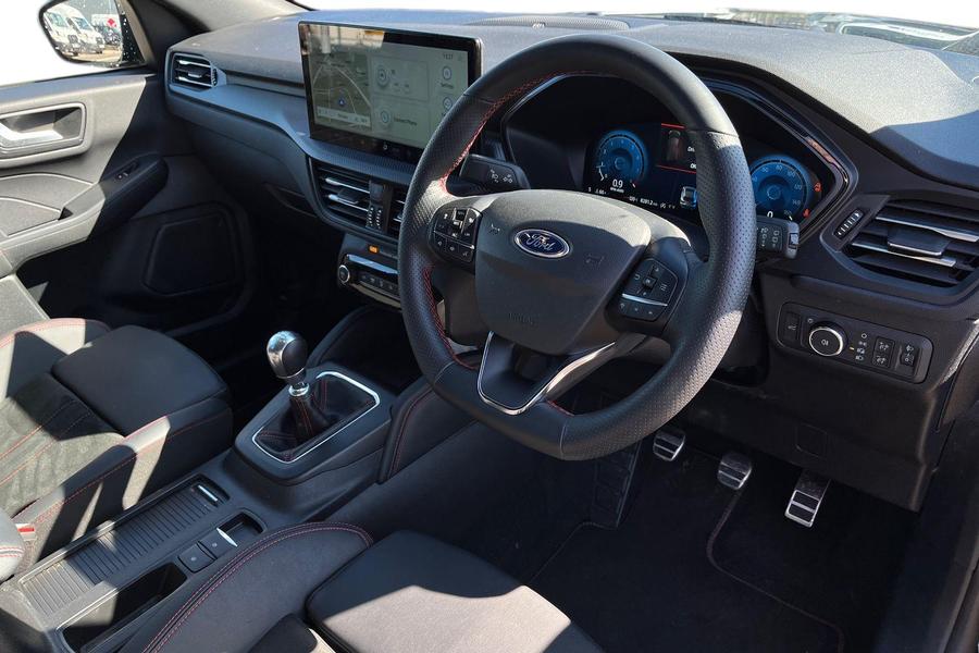 Ford KUGA Photo autoimg-3d0d674387af53a796dffe43b333a53af6f03638.jpg
