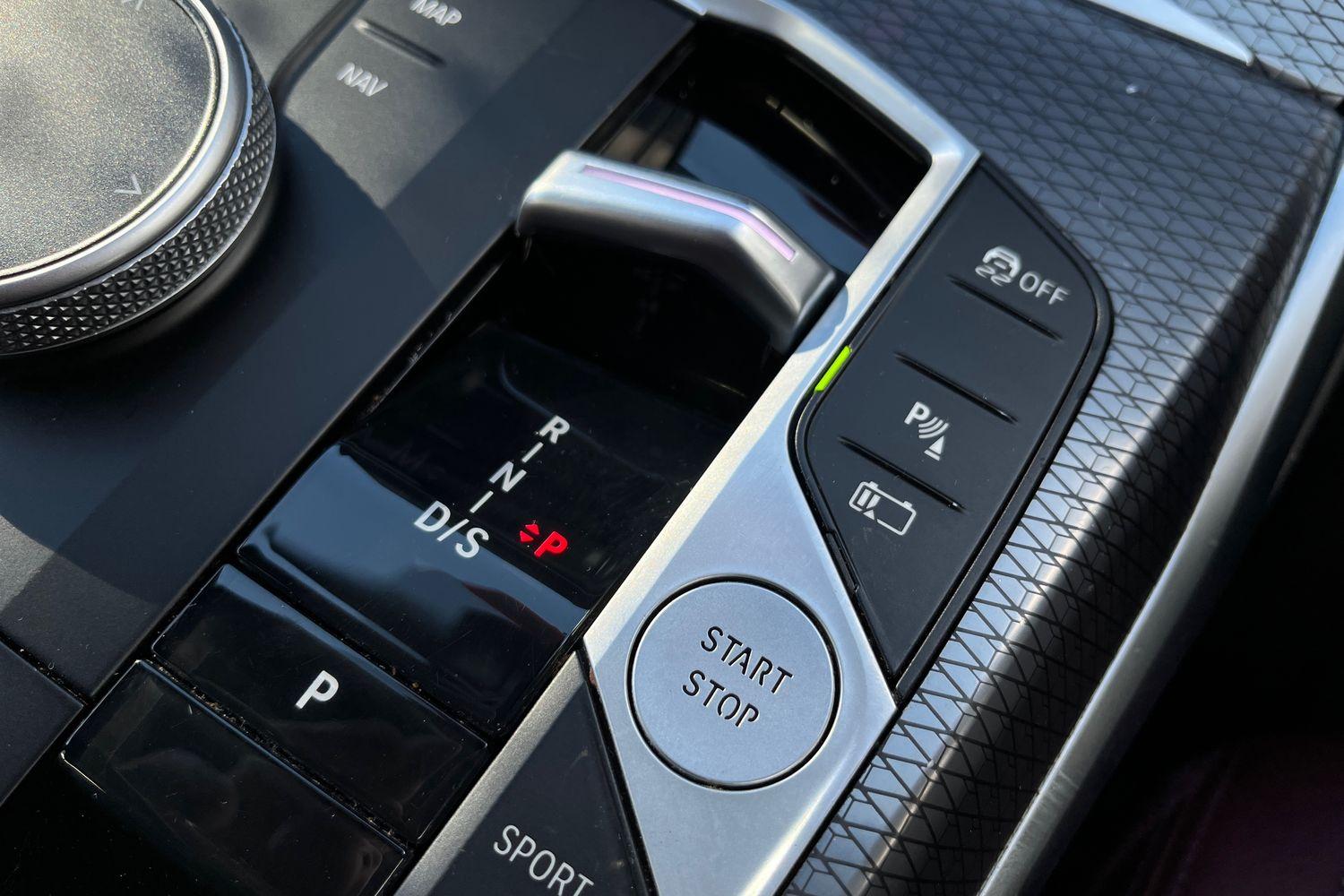 BMW 3 Series Photo 33