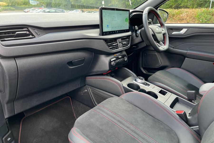 Ford KUGA Photo autoimg-3d0f7870253e9a22946ba1ff8804721b486ba70e.jpg
