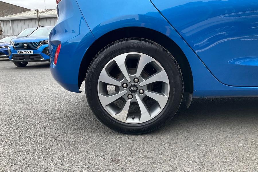 Ford FIESTA Photo autoimg-3d100e8a260967243ab8e6f35fca4b74e1999c82.jpg