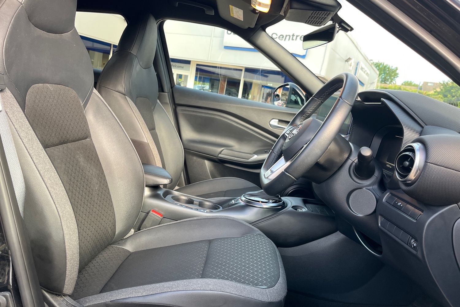 Nissan Juke Photo 16