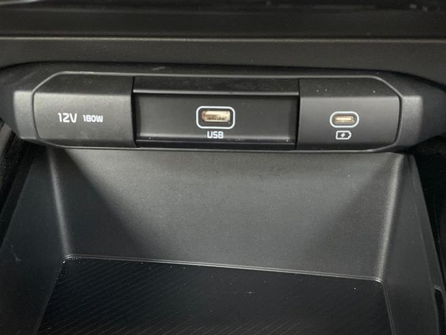 Kia Niro Photo 42