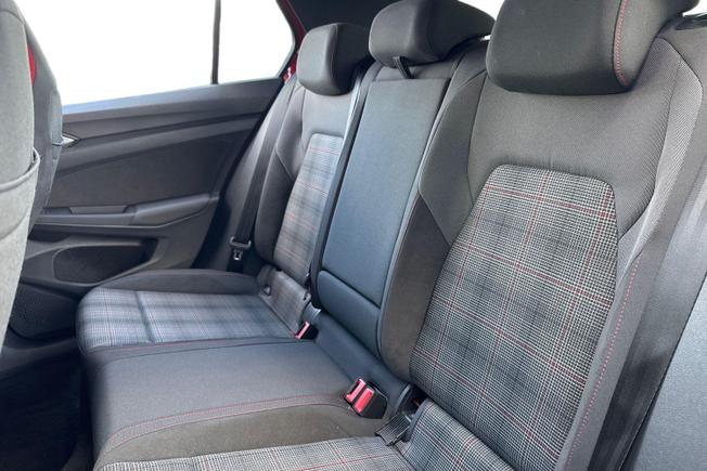 Volkswagen Golf Photo 9
