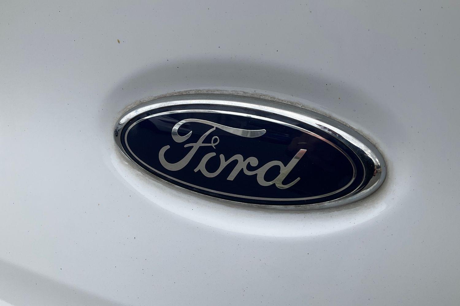 Ford KA+ Photo 39