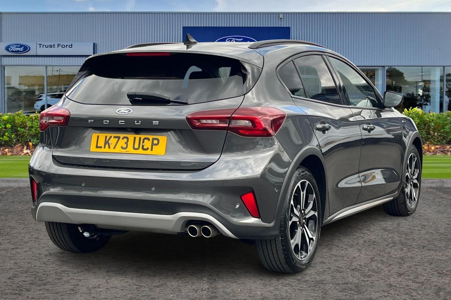 Ford FOCUS Photo 3