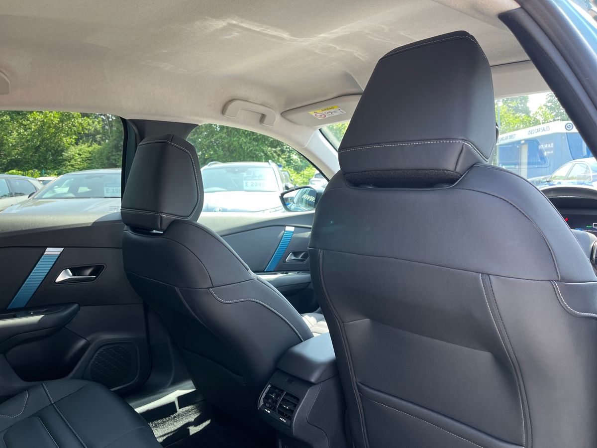 Citroen e-C4 Photo 29