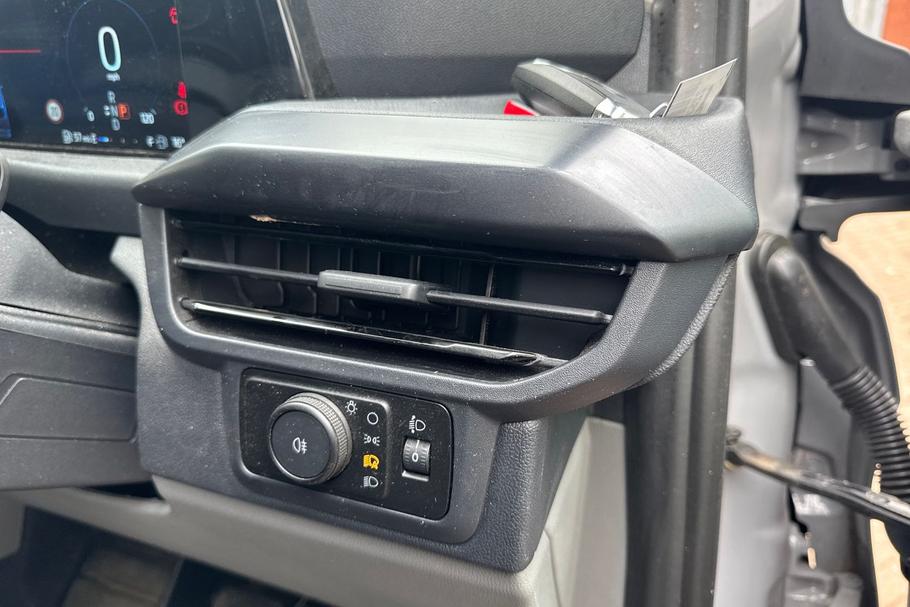 Used FORD TRANSIT CUSTOM WN75JWA 28