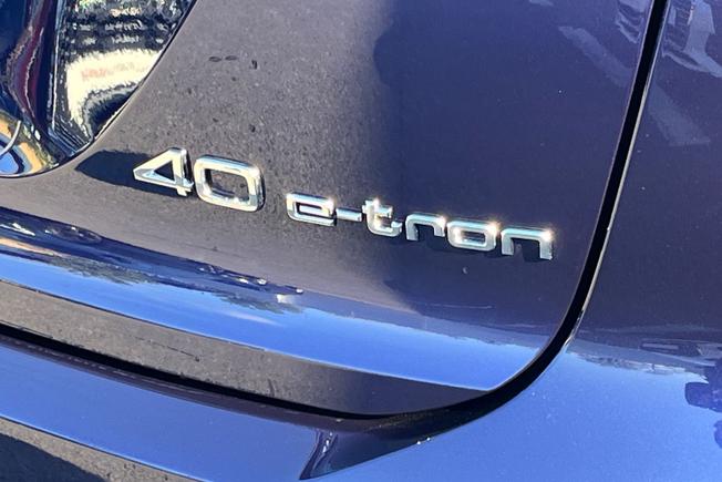 AUDI Q4 E-Tron Photo 21