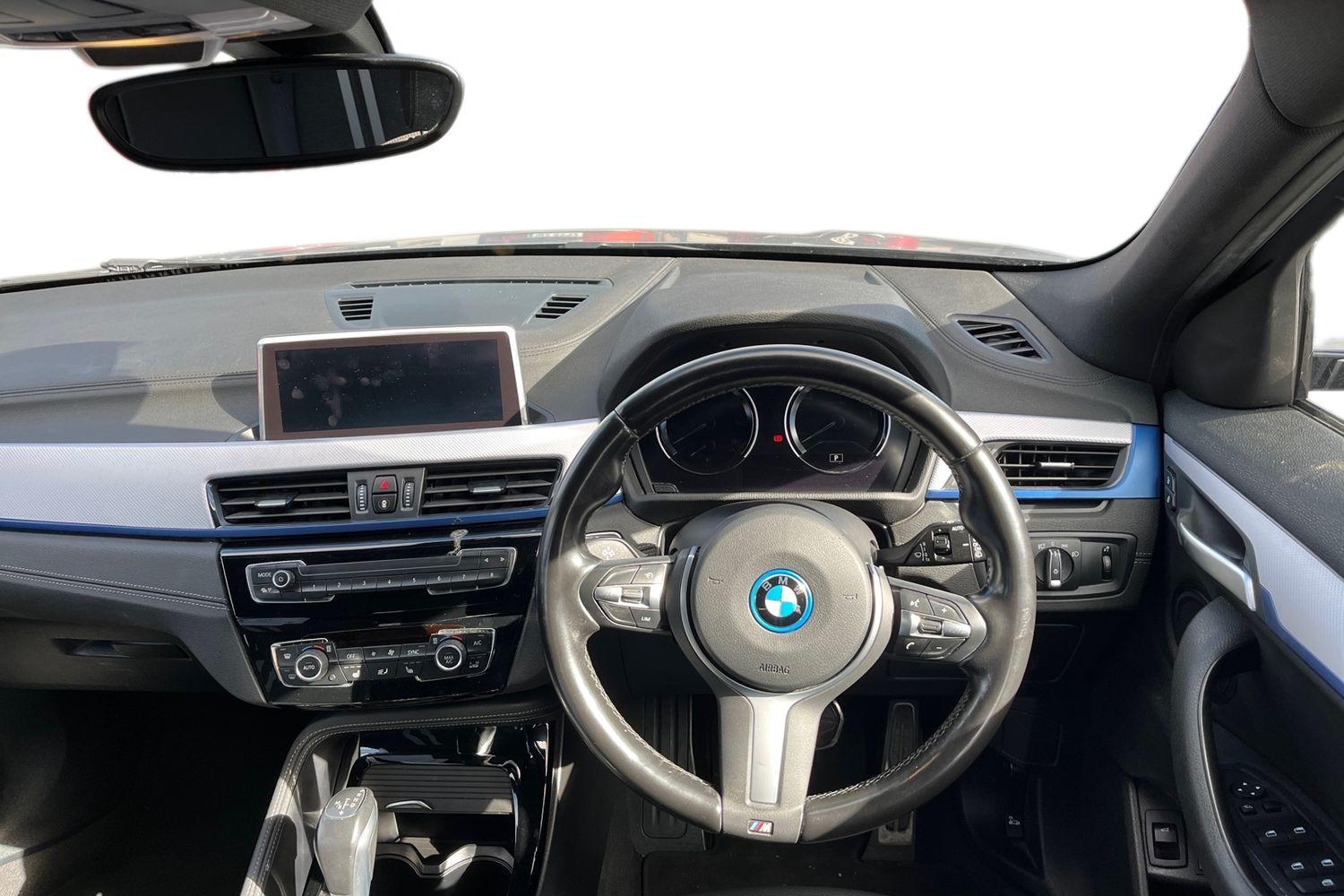 BMW X2 Photo 10