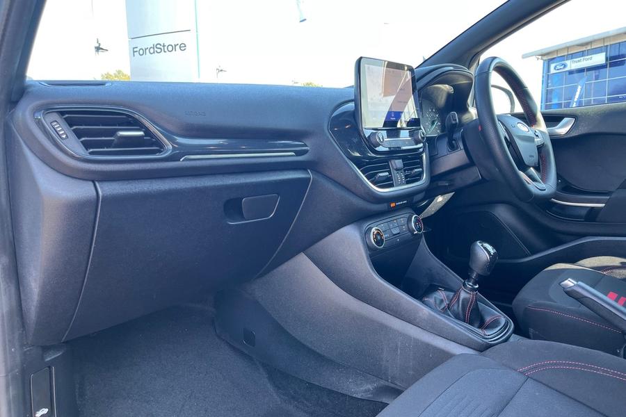 Ford FIESTA Photo autoimg-3d3b68e576e3db006cd2c68fa66f282dce09b55b.jpg