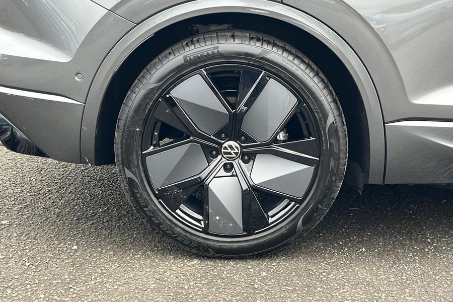 Volkswagen TOUAREG Photo autoimg-3d3f2878c34ffa57bbbfe5eea4d1dd73d2f481fe.jpg