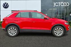 VOLKSWAGEN T-Roc Photo 4