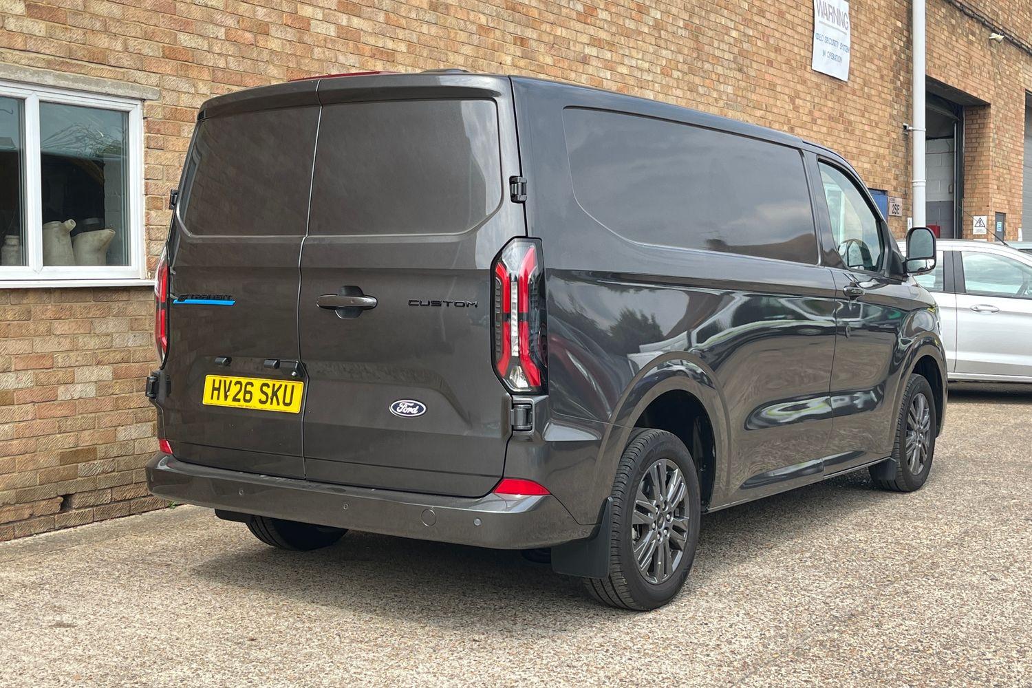 Ford E-TRANSIT CUSTOM Photo 6