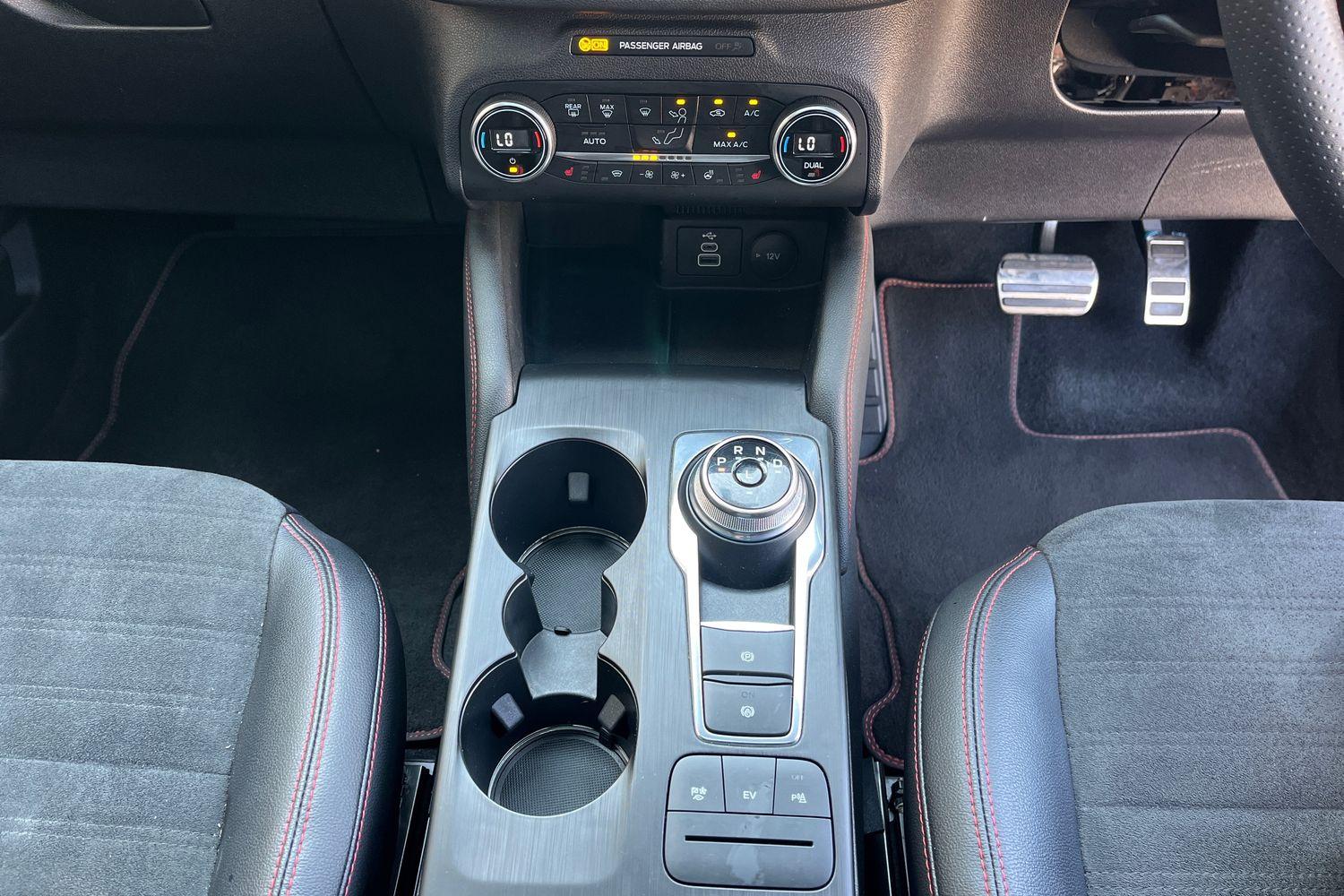 Ford Kuga Photo 33