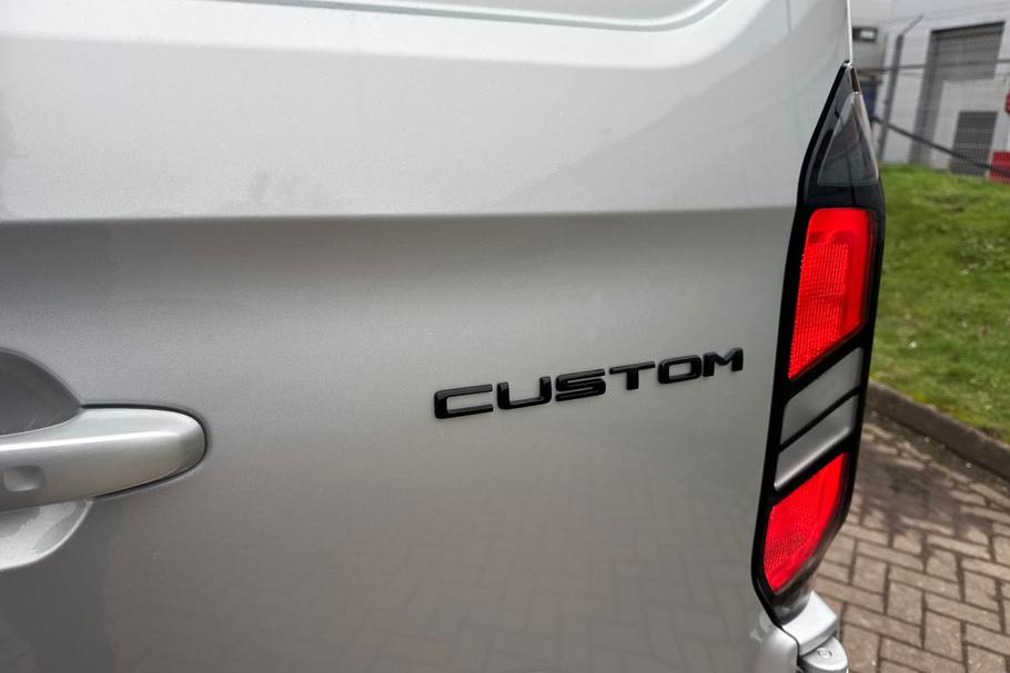 Used Ford TRANSIT CUSTOM 20