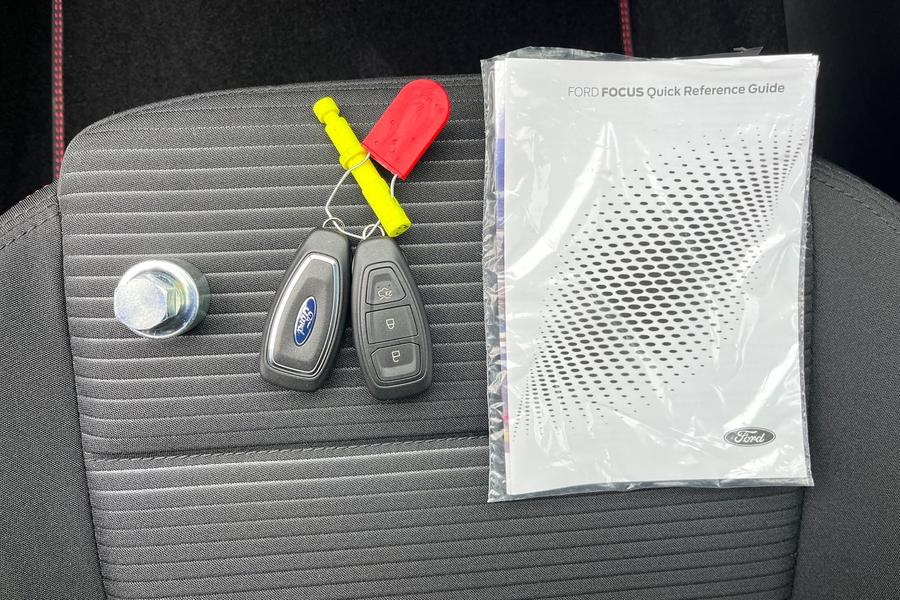 Ford Focus Photo autoimg-3d48fd156d4413b553ff08f037649a95b575564b.jpg