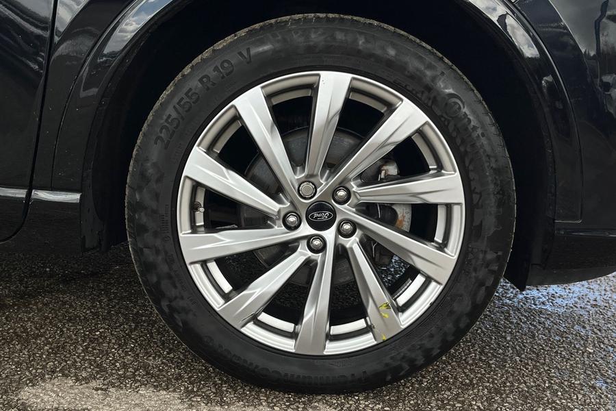 Ford Kuga Photo autoimg-3d4c6949307d2e84ecd70d600dd1659297069f62.jpg