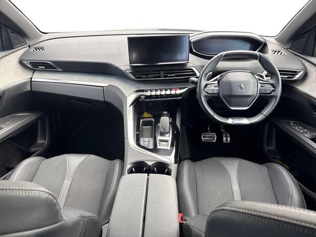 PEUGEOT 5008 Photo 10