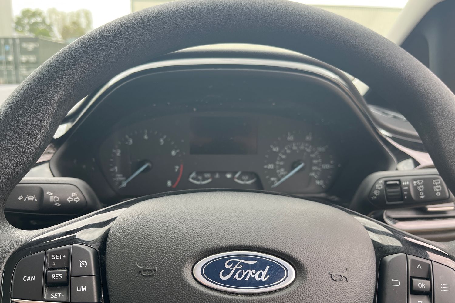 Ford Fiesta Photo 11