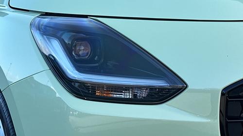 Suzuki SWIFT Photo autoimg-3d50d9967f2692f812bf8cee8befd7c15c143230.jpg