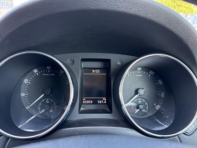 ŠKODA Yeti Photo 15