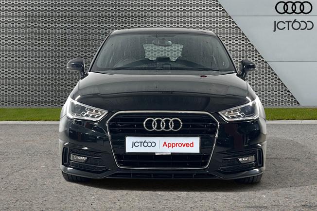 Audi A1 Photo 8