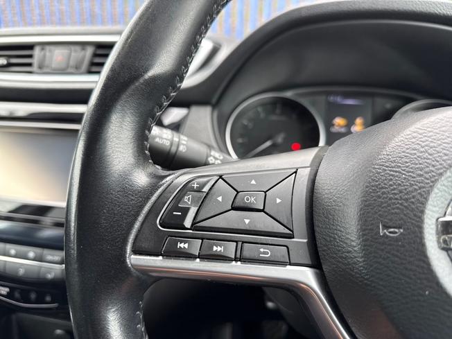 NISSAN Qashqai Photo 16