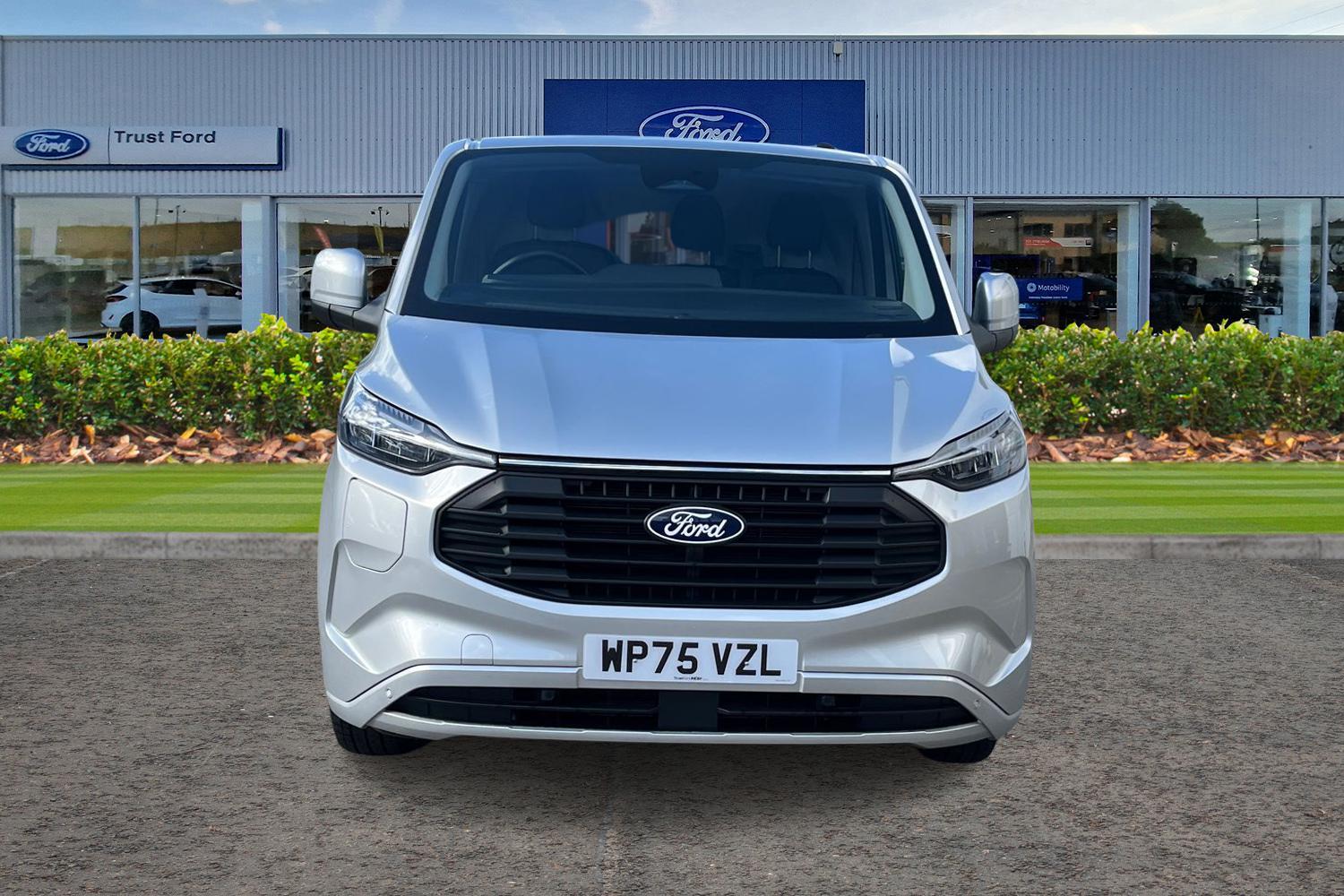 Ford TRANSIT CUSTOM Photo 11