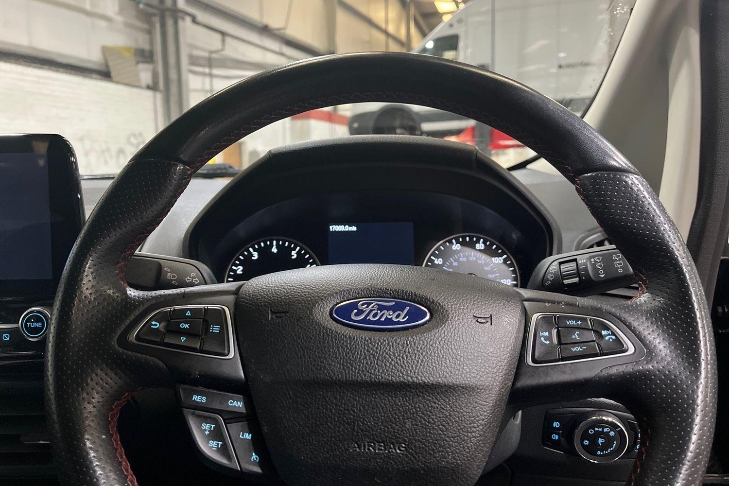 Ford ECOSPORT Photo 11