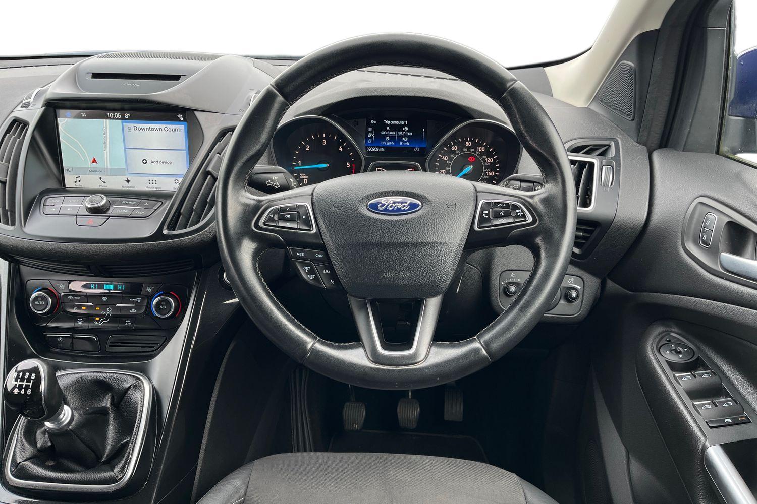 Ford KUGA Photo 10