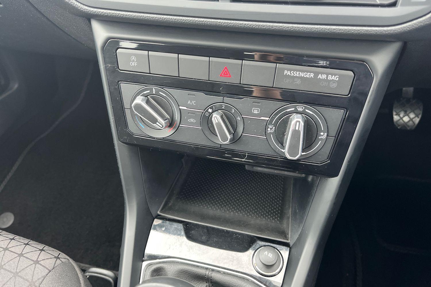 Volkswagen T-CROSS Photo 31